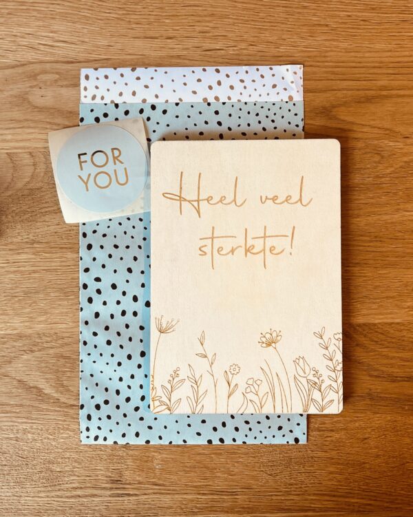 Houten kaartje - Heel veel sterkte